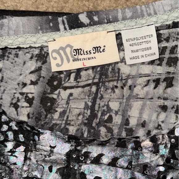 Miss me Black and Gray Short Sleeve Tee - Picture 2 of 3